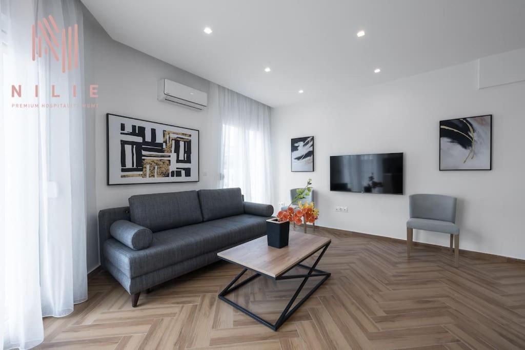 Serene, Nilie Hospitality Mgmt